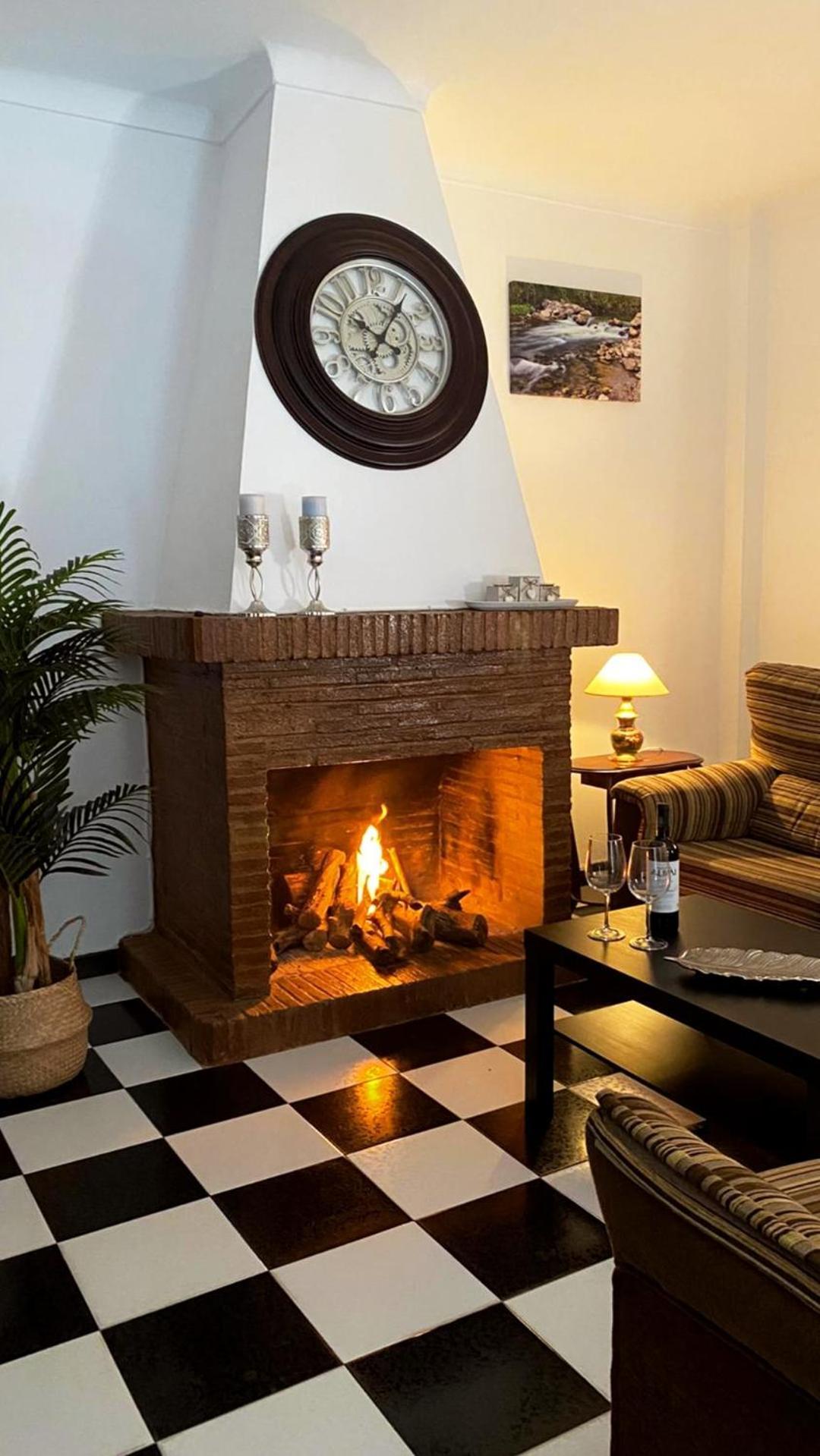 Villa El Mirador 코르테스데라프론테라 외부 사진
